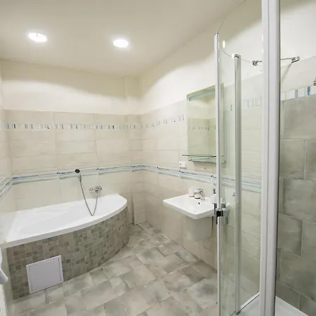 Hotel Berounka *