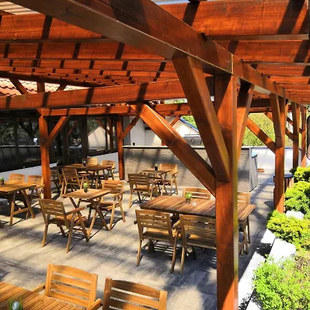 Отель Berounka *